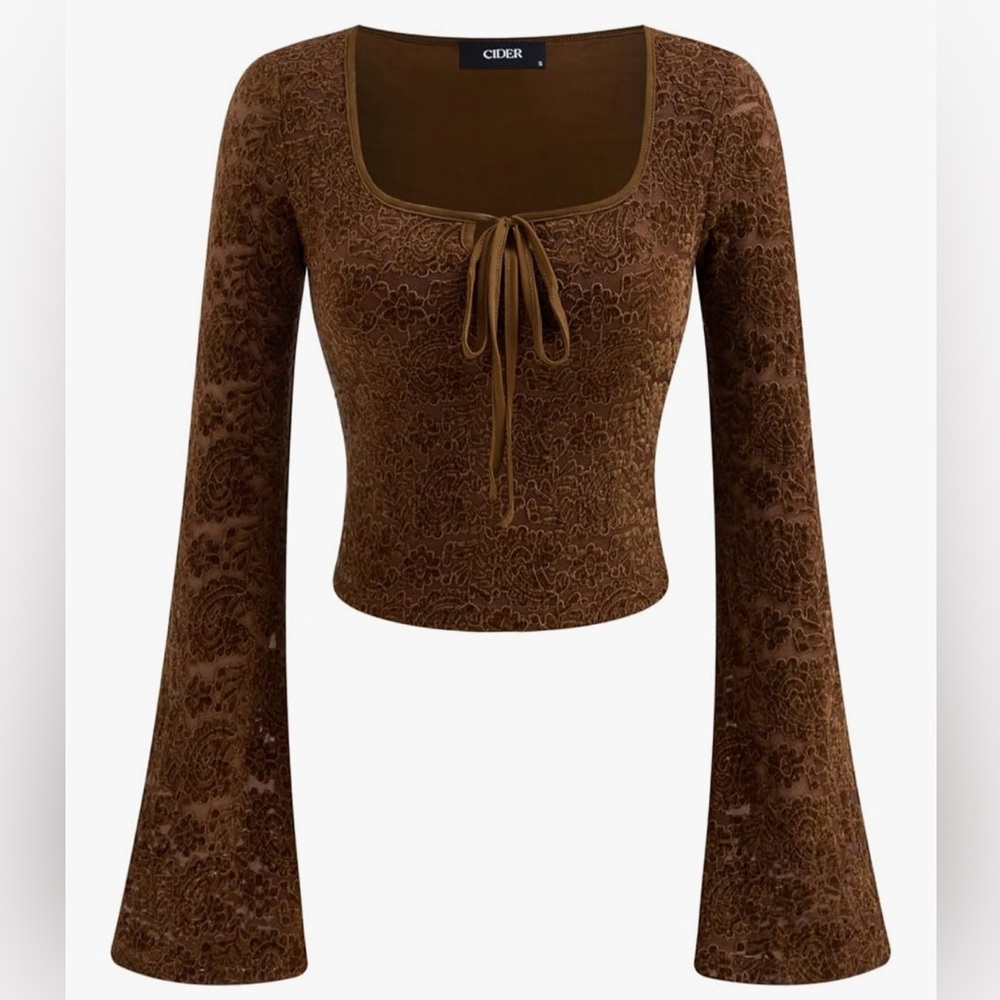 CIDER Women’s Bell Long Sleeve Shirt